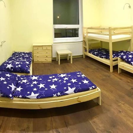 Sokolovna Trutnov Hostel Luaran gambar